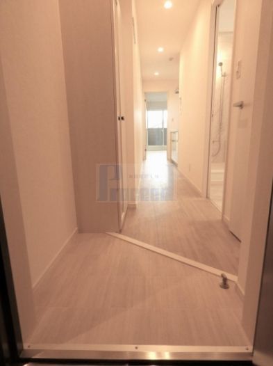 玄関　※別部屋参考写真※現況優先です