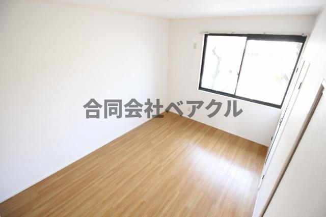 その他部屋・スペース　使い勝手のいい寝室です