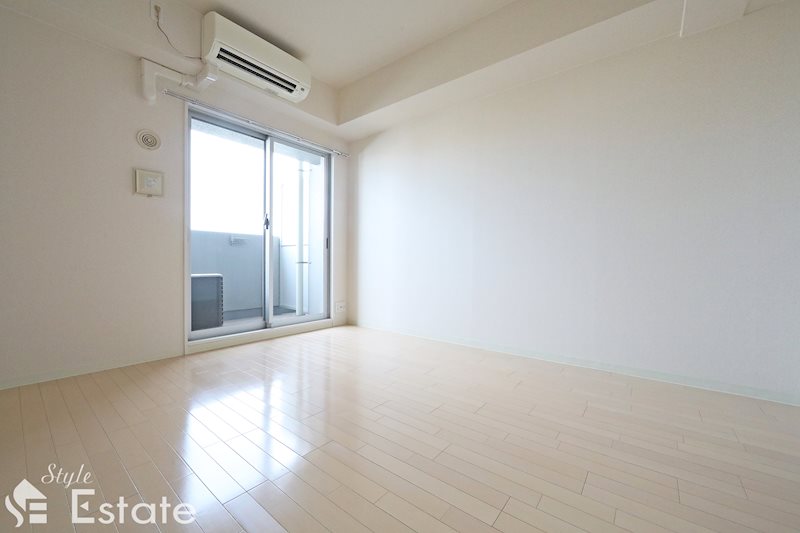 居室・リビング　洋室7.2帖　エアコン付