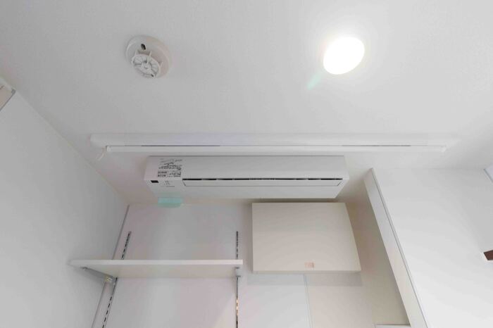 その他設備　一晩で洗濯物がカラッと乾く部屋干しファン！