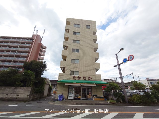 建物外観　南向きで日当たり良好