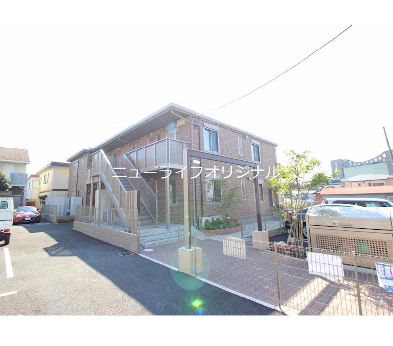 建物外観　タイル張りのお洒落な外観です♪
