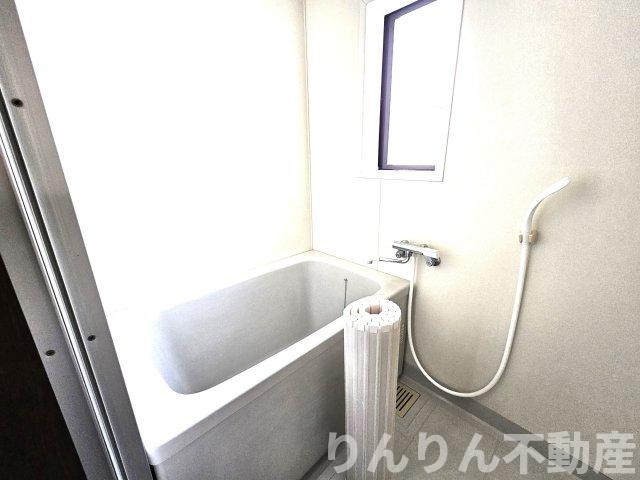 バス・シャワールーム　お風呂で日々の疲れを落としましょう