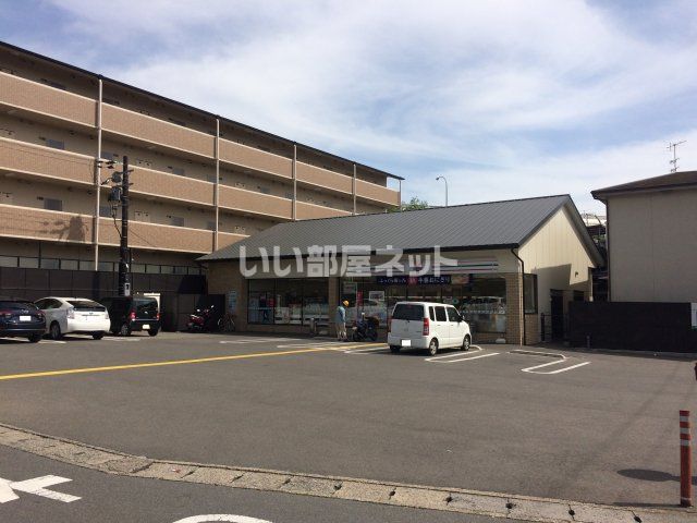 コンビニ　セブンイレブン 山科大宅鳥井脇町店（コンビニ）まで636m