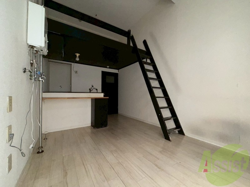 居室・リビング　広くてキレイなお部屋が広がっていて、充実した生活が送れそう。