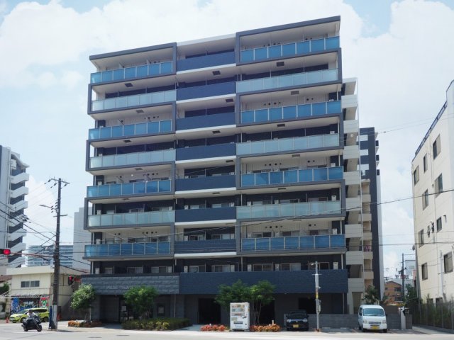 建物外観　落ち着いた雰囲気の外観です