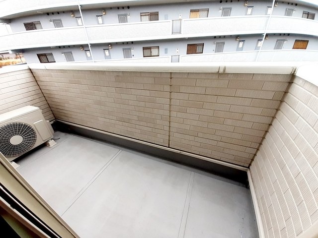 バルコニー　イメージ
