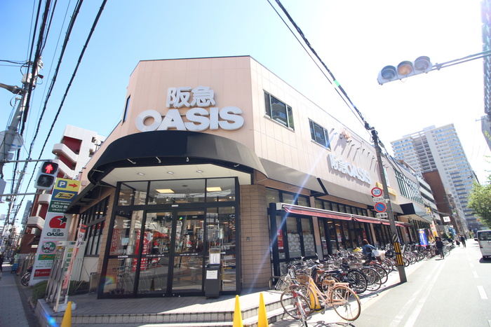 スーパー　阪急ファミリーストア（スーパー）まで635m