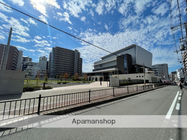 大学・短大　大阪商業大学アミューズメント産業研究所（大学・短大）まで471m