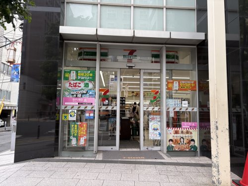 コンビニ　セブンイレブン 横浜中華街東門店（コンビニ）まで164m