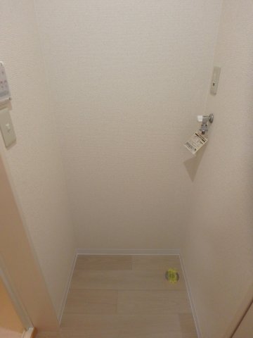 その他　松島　クレストウッド　1R+ロフト　室内洗濯機置場