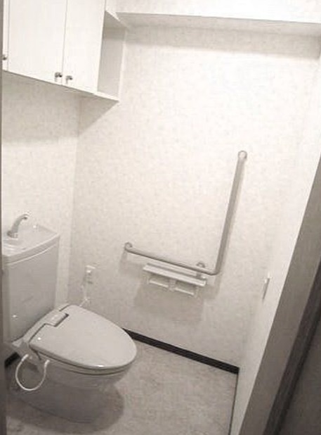 トイレ　※別部屋の参考写真です。