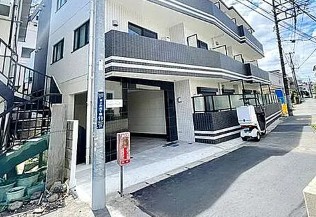 西武新宿線 東伏見駅 徒歩1分 3階建 築6年の外観写真