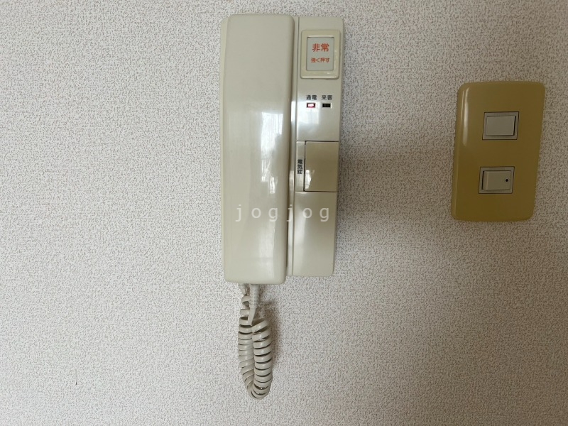 セキュリティ　受話器付きで安心です