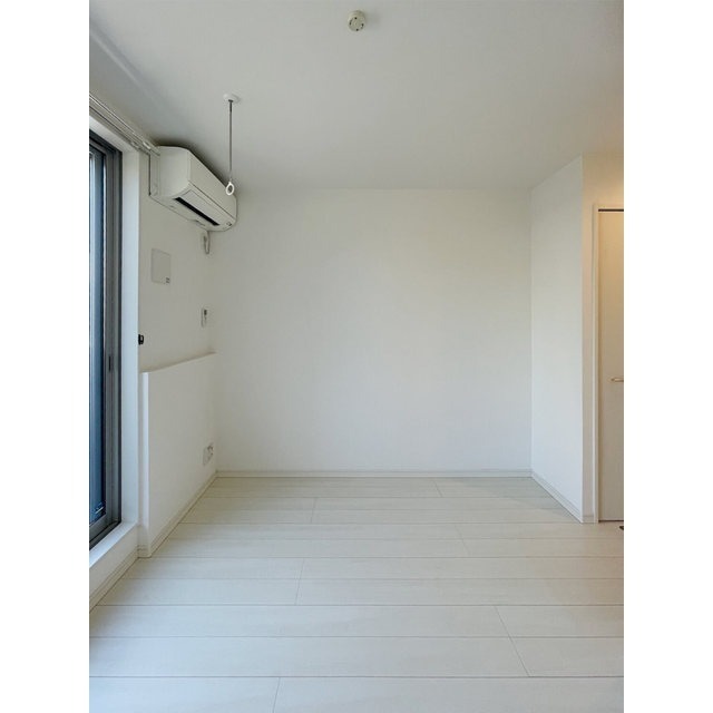 居室・リビング　きれいなお部屋