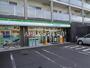 コンビニ　ファミリーマート大岡二丁目店（コンビニ）まで585m