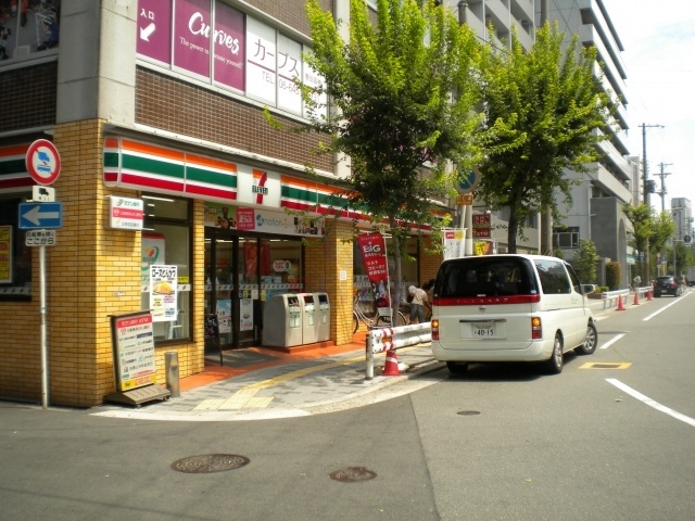 コンビニ　セブンイレブン大阪鷺洲3丁目店（コンビニ）まで408m