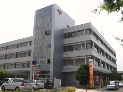 郵便局　堺中郵便局（郵便局）まで610m