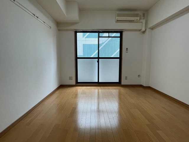 居室・リビング　ゆったりとした居間です