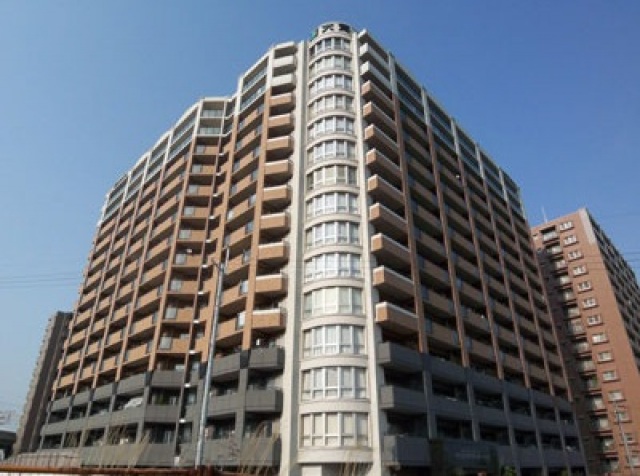 ロータリーマンション大津京レアールの外観写真