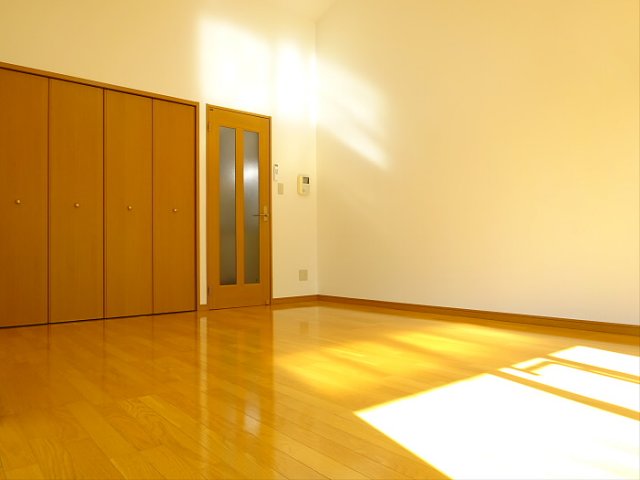その他部屋・スペース　広くて明るい寝室