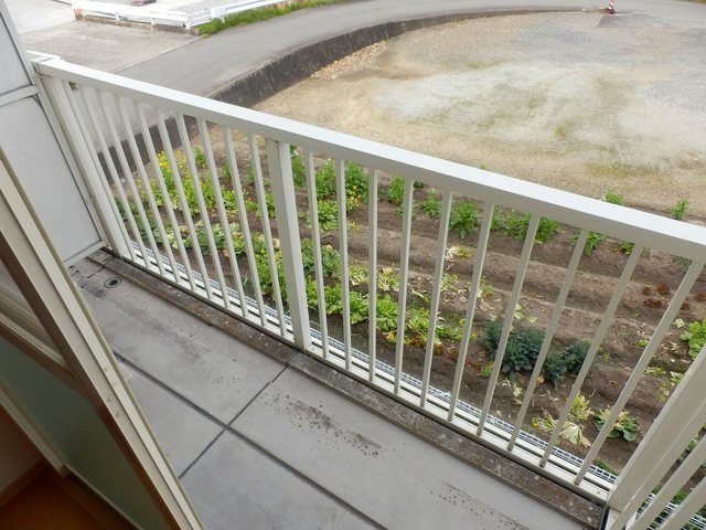 ＪＲ和歌山線 下兵庫駅 徒歩15分 2階建 築30年の内装写真