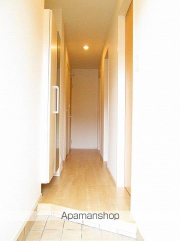 ＪＲ奥羽本線 赤湯駅 徒歩30分 2階建 築9年の玄関写真