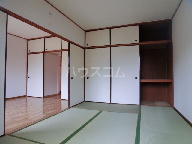 市川クローバーハイツ森の内装写真