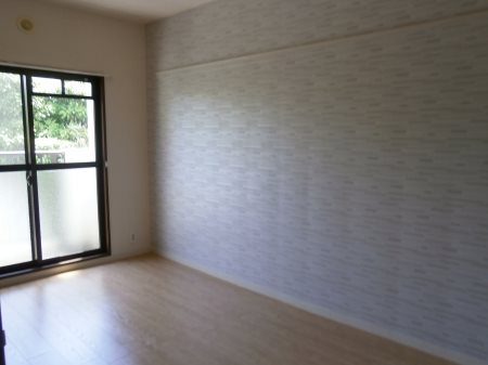 小田急小田原線 愛甲石田駅 徒歩9分 5階建 築33年の居間写真