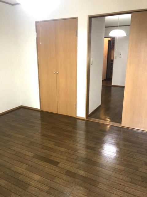 クレストハイツの居間写真