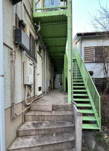 小田急小田原線 東海大学前駅 徒歩24分 2階建 築44年の外観写真