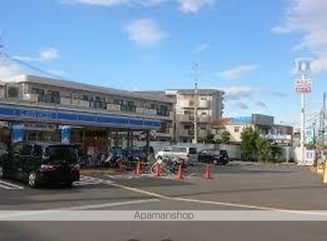 コンビニ　ローソン　高槻緑町店（コンビニ）まで22m