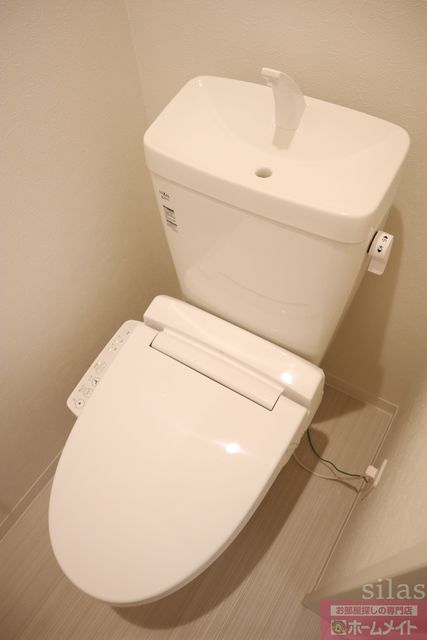 ＪＲ東海道本線 塚本駅 徒歩17分 3階建 築9年のトイレ写真
