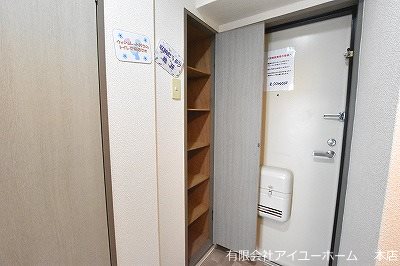 収納　☆★　シューズＢＯＸで玄関回りもスッキリ　★☆