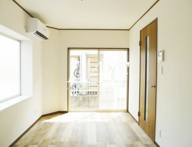居室・リビング　洋室のお部屋です。