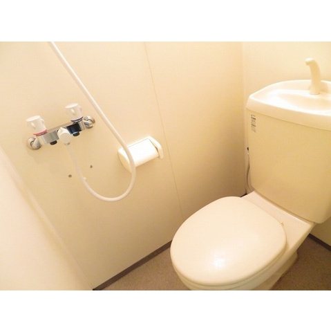 プティアムス スカイツリー前のトイレ写真