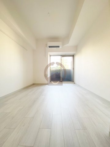 ＪＲ大阪環状線 芦原橋駅 徒歩3分 15階建 築8年の居間写真