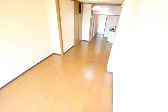 居室・リビング　※別部屋の写真です