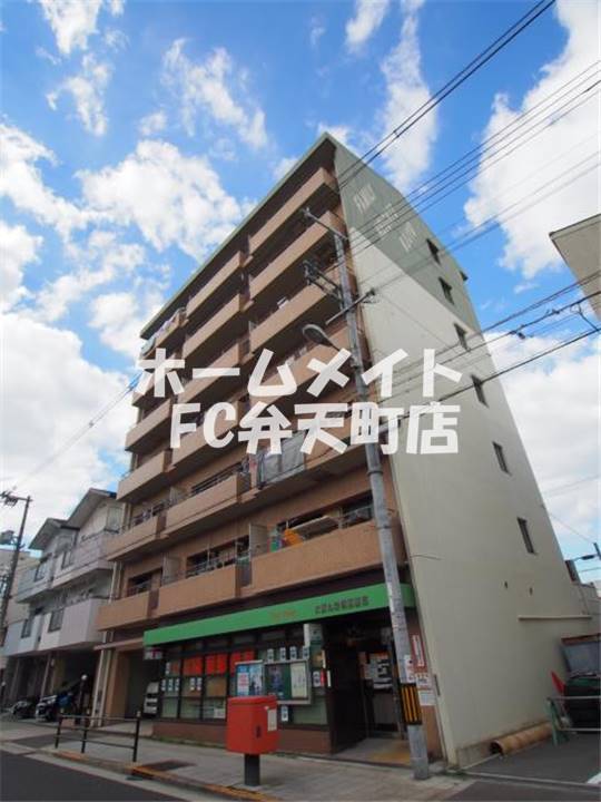 建物外観　外観は落ち着いています