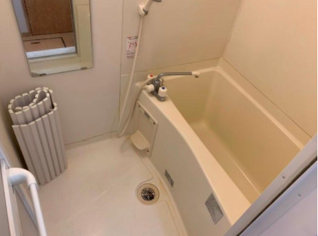 バス・シャワールーム　別部屋の参考写真です
