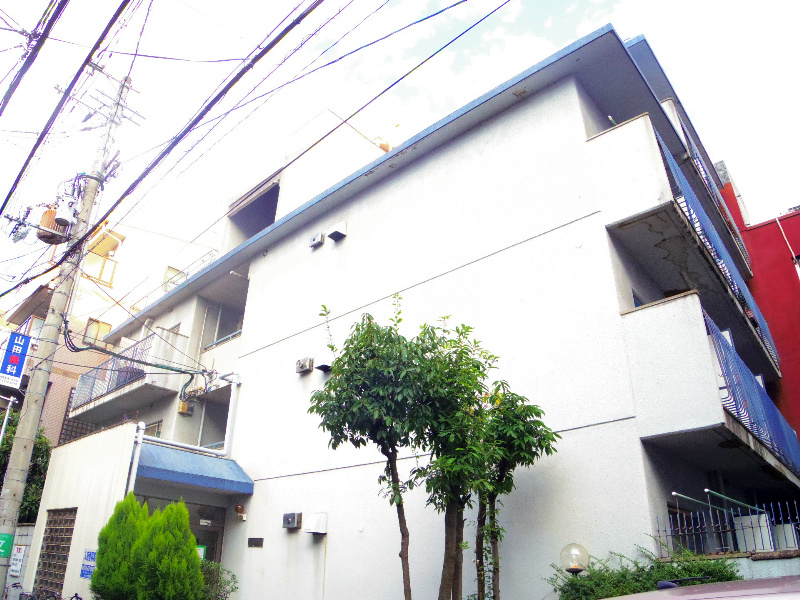 建物外観　閑静な住宅街で静かですよ
