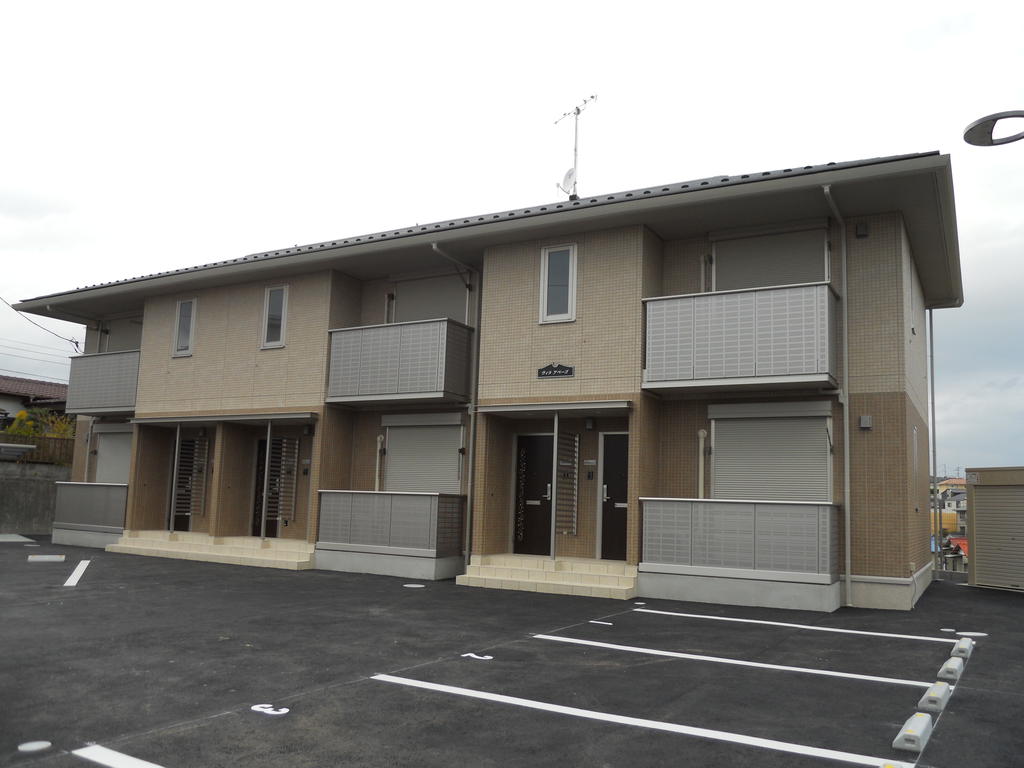 建物外観　人気の色合いとステキな外観！