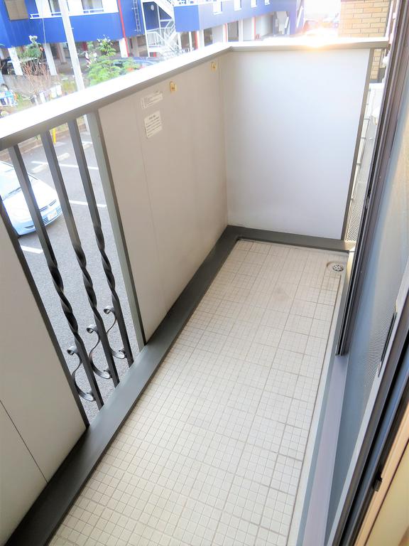 バルコニー　南面バルコニーで日当たり良好です！