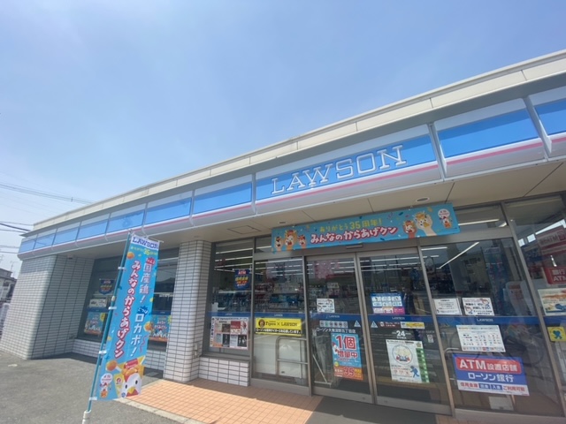 コンビニ　ローソン大東深野五丁目店（コンビニ）まで374m