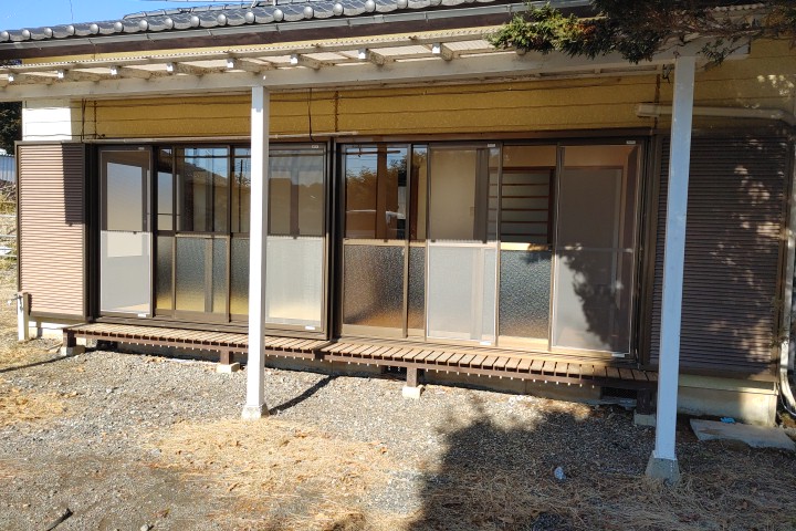バルコニー　縁側