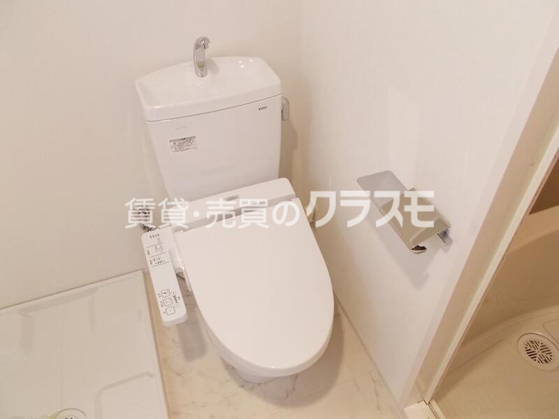 【アドバンス大阪ルーチェのトイレ】