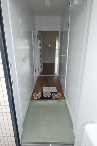 玄関　シンプルで使いやすい玄関です