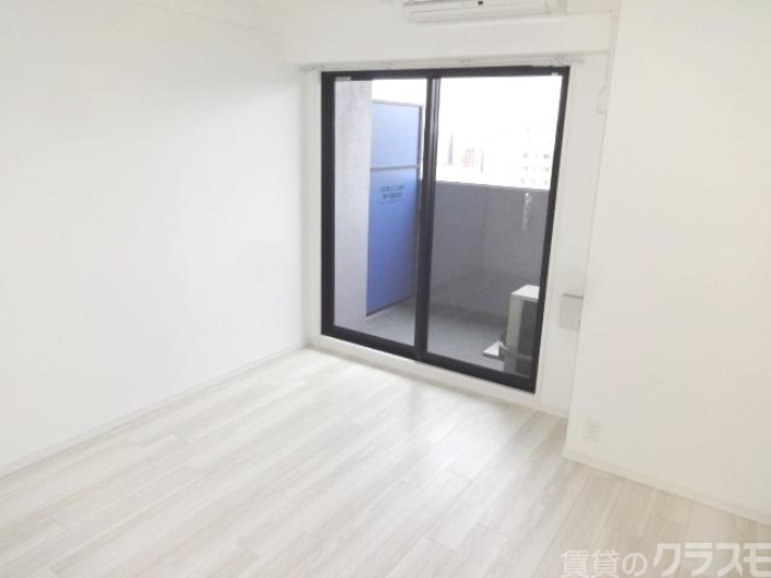 居室・リビング　明るいお部屋は気持ちいいですね。