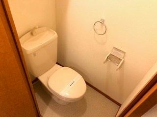 【レオパレスクリスタルガーデンのトイレ】