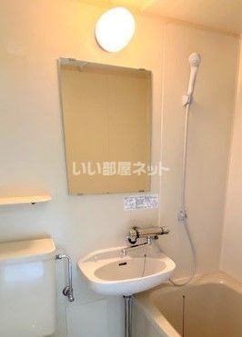 【和歌山市黒田のマンションの洗面設備】